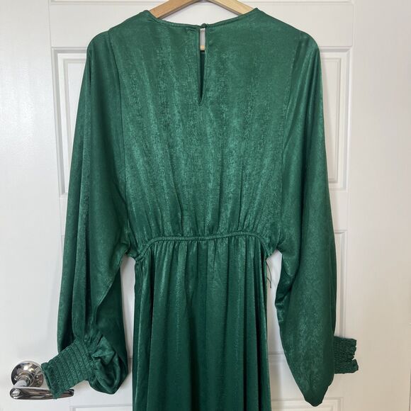 Aura Emerald Green Satin Maxi Dress With A Tie Belt Slit Long Puff Sleeves Small - Picture 6 of 7